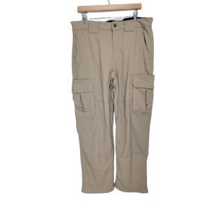 Duluth Trading Company Cargo Tan Men's Pants - Large 30 x 30